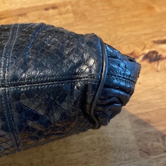 Varon Snakeskin Vintage Crossbody/Clutch Bag Black - Picture 2 of 11
